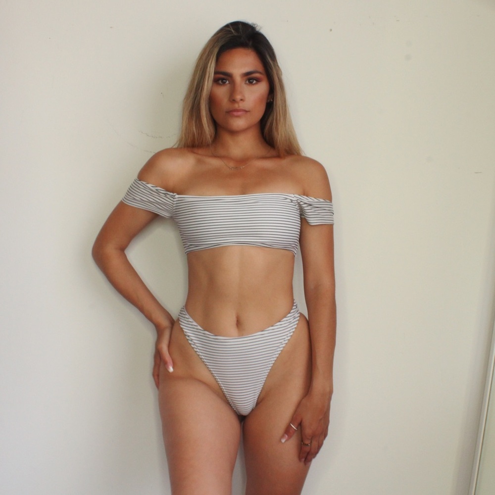 Stripes bikini set